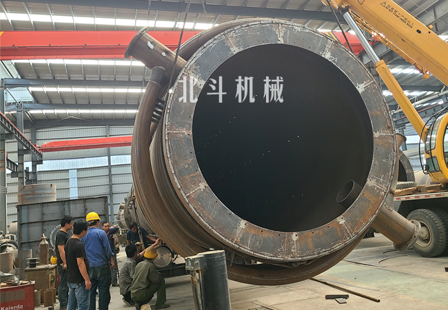 巩义市芭乐视频IOS下载机械活性炭活化炉装车发往新疆